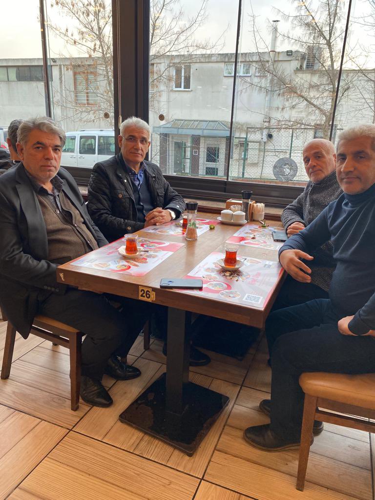 osmangudertr's tweet photo. TECO Savunma Sanayi Yönetim Kurulu Başkanı hemşehrimiz Ahmet Özkarabulut’u ziyaret ederek, istişarelerde bulunduk.  

📍İstanbul https://t.co/QgH7Fu0QwS