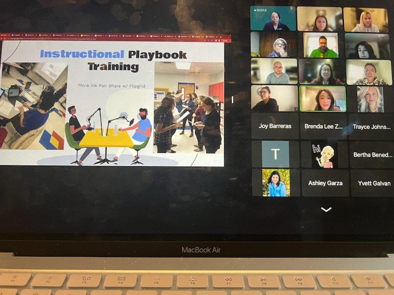 HCISDMLLs's tweet photo. Way to go #HCISDMLLs, @Sarasparks21 & @lynnsedillo1 for sharing the impact of being #ALLIN from the campus, @sciencehallsuns to the district, @HaysCISD level when it comes to our efforts with #TELPAS @ #R13CIMA conference! #hayscisdpridebeginswithyou https://t.co/B7LeYfkruH