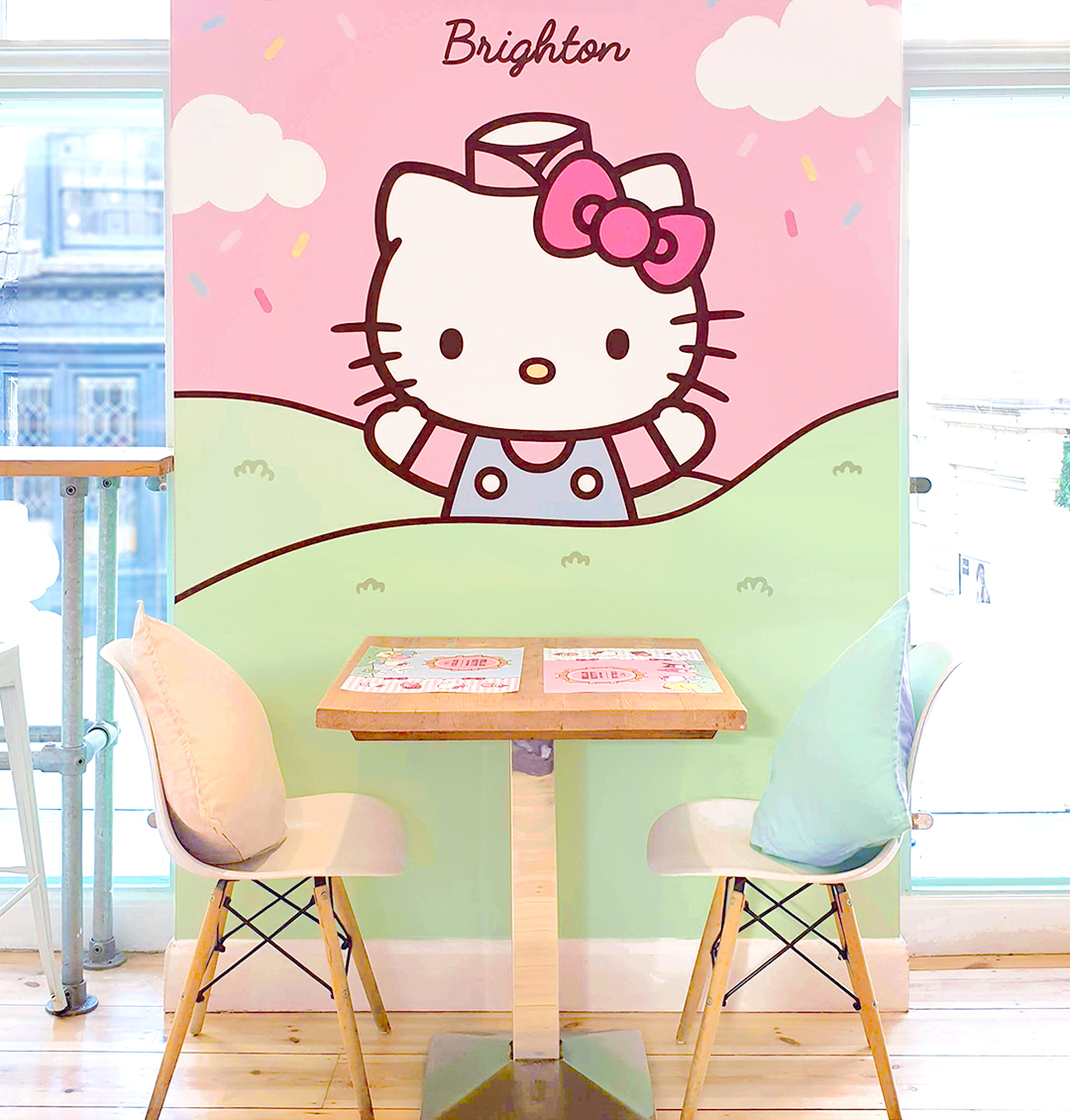 artbox_cafe's tweet image. What if we had a date at the #HelloKittyCafe? 🥺
Tag a special someone you'd like to sit with at this cosy table for two 🥰👇

#ARTBOXCafe will be celebrating #ValentinesDay from 10th February! 💘 Bookings are full for the 14th, but we still have tables available most other days