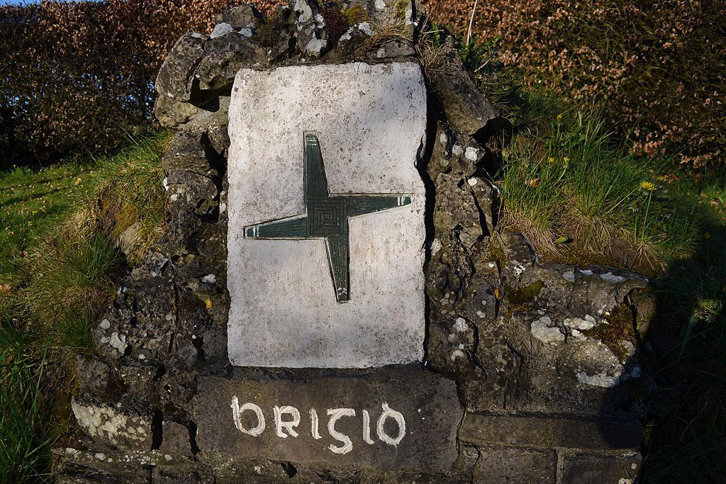 DrJennyButler's tweet photo. I have a piece in The Echo about #StBrigid for #StBrigidsDay https://t.co/MdUFpMR2oI https://t.co/AMvCpzitQZ
