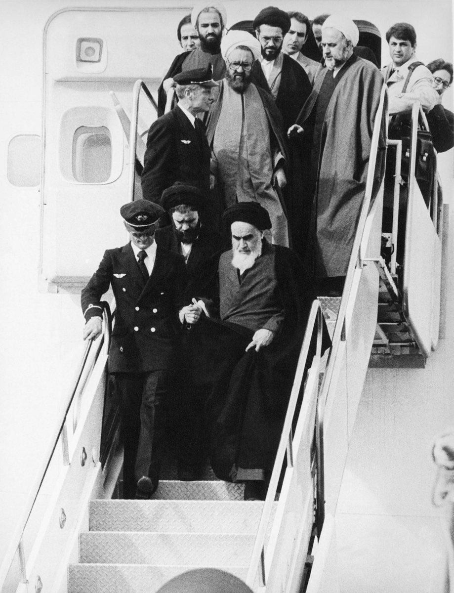 sanyafshar's tweet image. روزی که به «ایران» حمله شد

Today is #EvilDay in #lran .
44 years ago, in this day, #Iran was attacked by mullahs. Since then, people of Iran were held hostage by them…
#IRGCterorrists 
#مرگ_بر_جمهوری_اسلامی