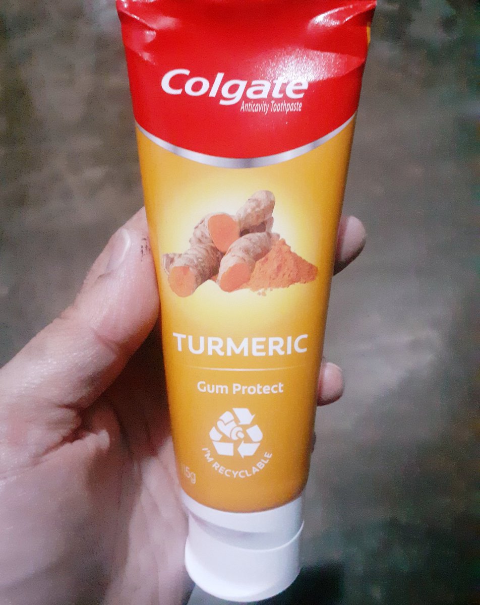 dmellaofficial's tweet image. This is new to me. Turmeric flavor yet it's minty.
The packaging is nice. The container is recyclable tube.
#Colgate
#ColgatePH