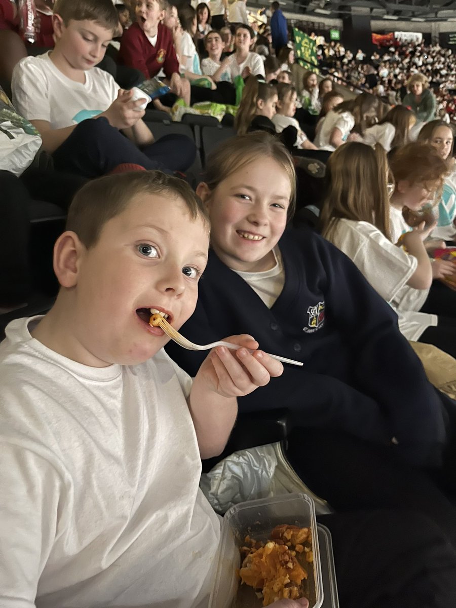 Class9RB's tweet photo. @StAnnesOrmskirk @Class9RB @Class12CK @Class13GC_HH @class10CE @Class8DB @Class7JSJE  Tea time! https://t.co/mn6Lctu9Xz