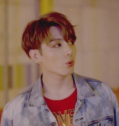 archivesofkook's tweet image. jungkook whistling like in DNA.