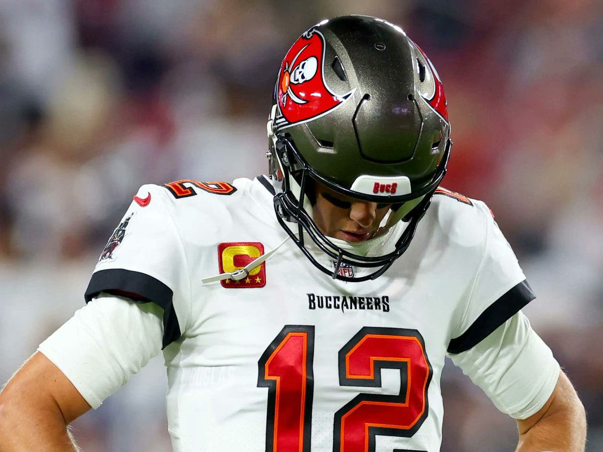 The Greatest Of All-Time Retired Today and It's Not Tom Brady barstoolsports.com/blog/3454605/t…