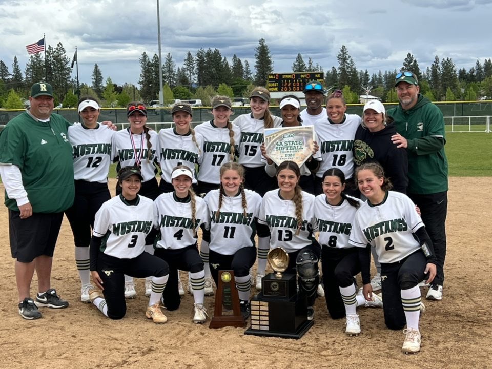 rhs_fastpitch's tweet photo. Celebrating all our former, current and future Mustangs on this National Girls and Women in Sports Day. #ngwsd2023 #gomustangs🐎 https://t.co/fFtTfwgfFb