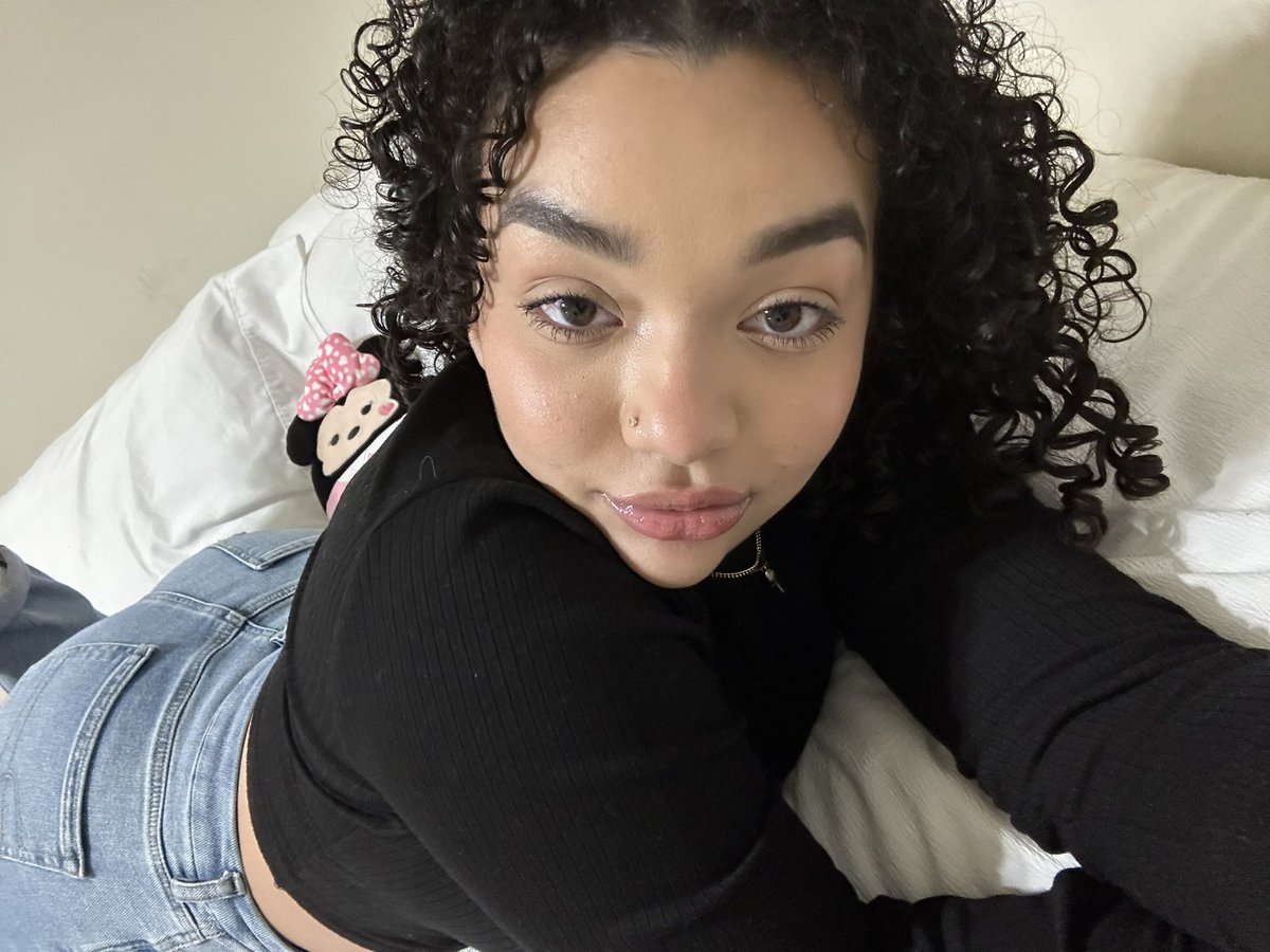 de$Tiny 🤎 (@destinyavasquez) on Twitter photo 