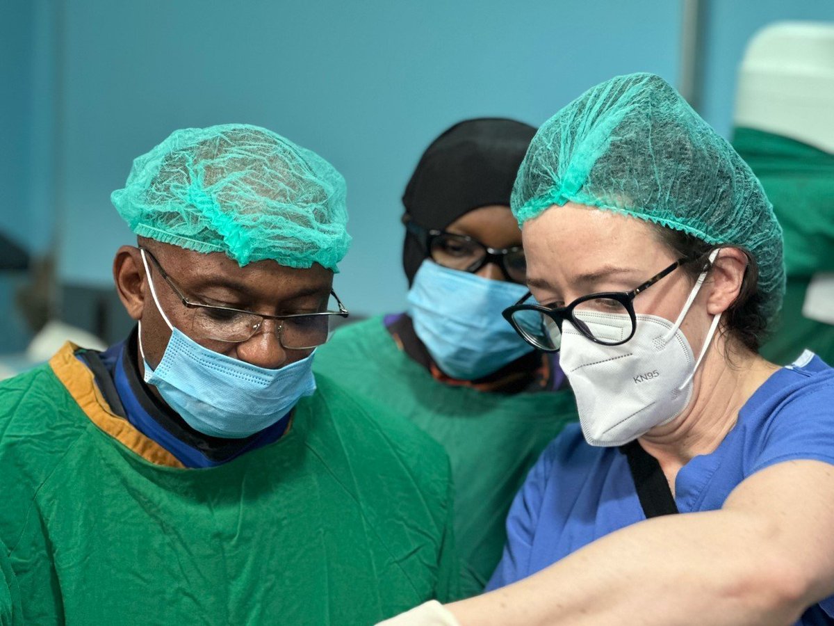 UWRadiology's tweet image. Check out our UW #IRadRes residents &amp;amp; faculty engaging in #GlobalHealth with @Road2IR in Dar es Salaam, Tanzania!

@kmfitzMD @blaine_menon @CHICKVIR @mabadsantos #IRad #WeAreIR #radtwitter @UofWa_IR @UwRohrmann @UWGME