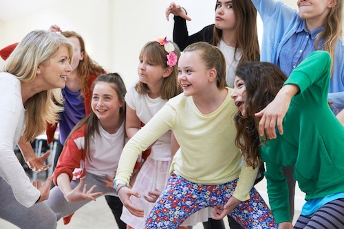 What exactly is cultural capital, and how can schools promote its development? Chris Handley explains. structural-learning.com/post/cultural-…
