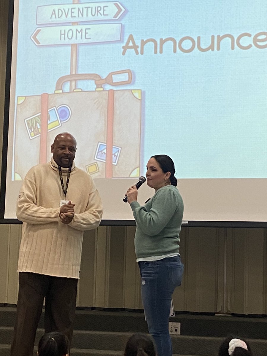lindseylove85's tweet photo. @rjordan114 and @Springfdtx came to @RothKISD today for World Read Aloud Day! They read to our Rams and celebrated with us! @KleinISDChelsea #KleinISDPRSquad #kleinisdfamily https://t.co/mgdl8wlzcG