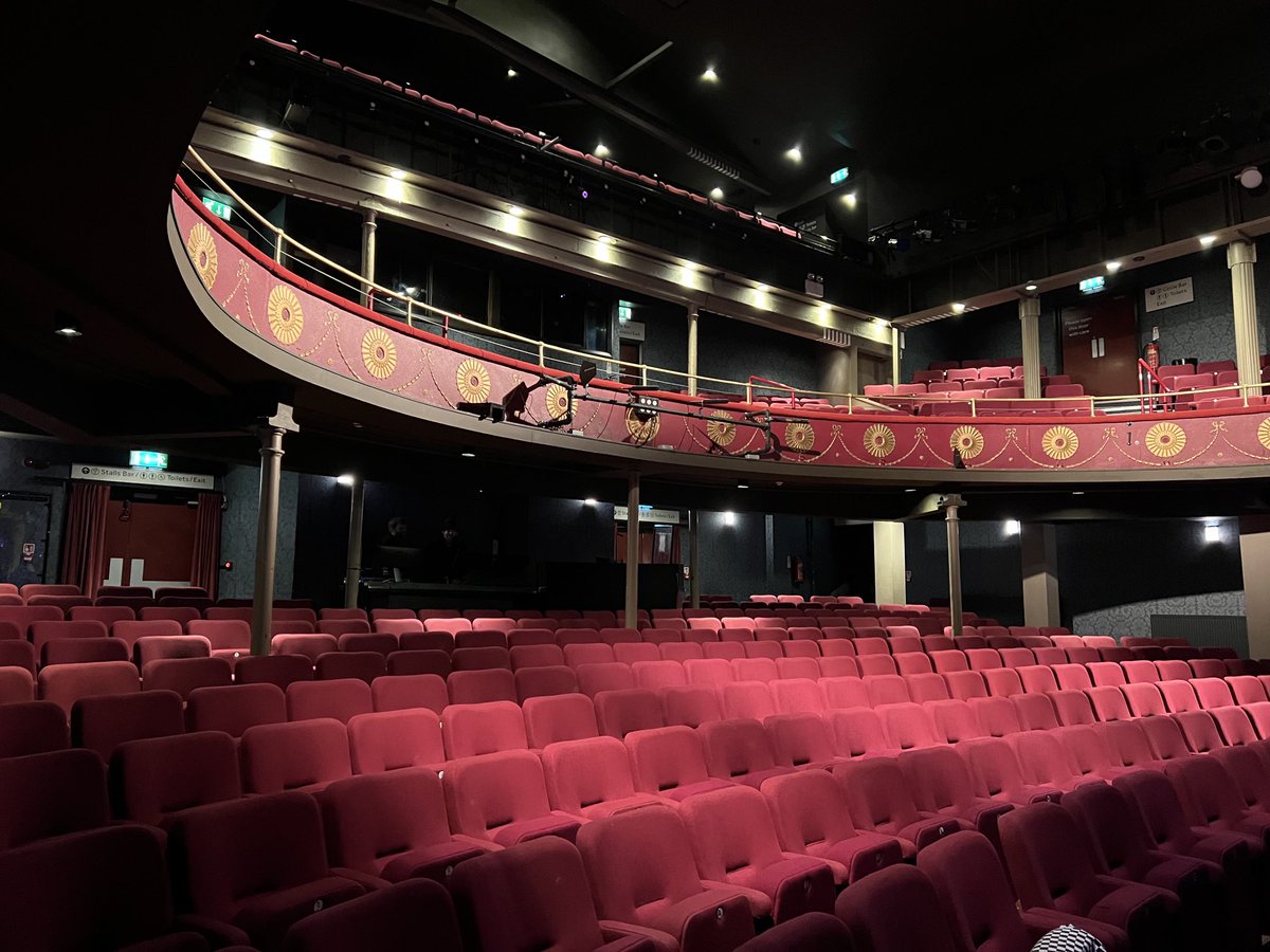 On #bbcnewssix and #bbcnewsten - a report on the closure of ⁦<a href="/OldhamColiseum/">Oldham Coliseum</a>⁩ - with ⁦@juliehes⁩ who says “there’s an ownership about that theatre in that town that I’ve never experienced in any other place”