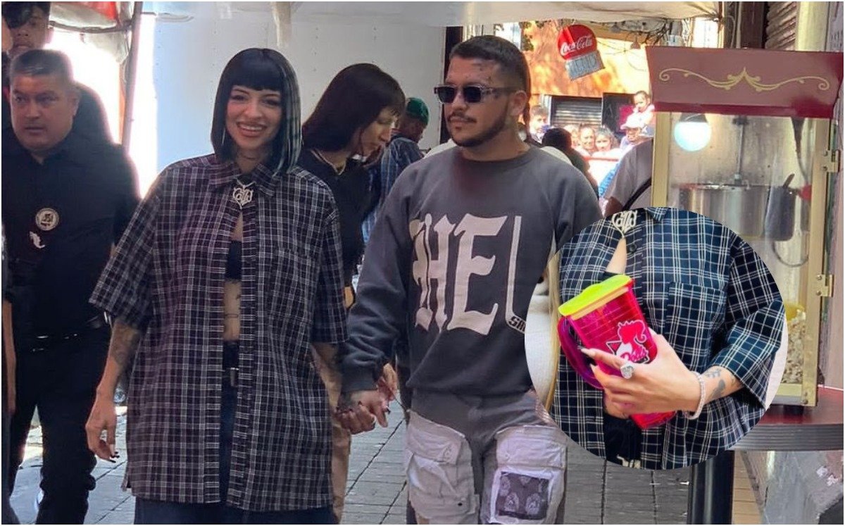 LaJefa987FM's tweet photo. Cazzu y Christian Nodal en Tepito con licuachela en mano 🤠🫣🤪  
https://t.co/xPYfGVAK1R https://t.co/LGOboQOuWY