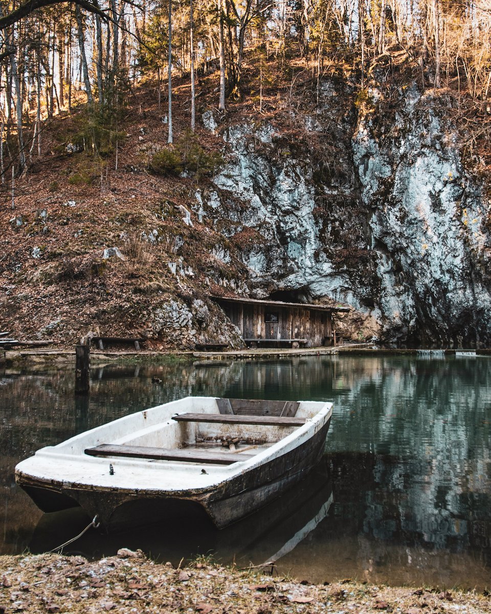 The best hiding places are the ones nobody knows about... 🤫
#hiddenplaces #nature