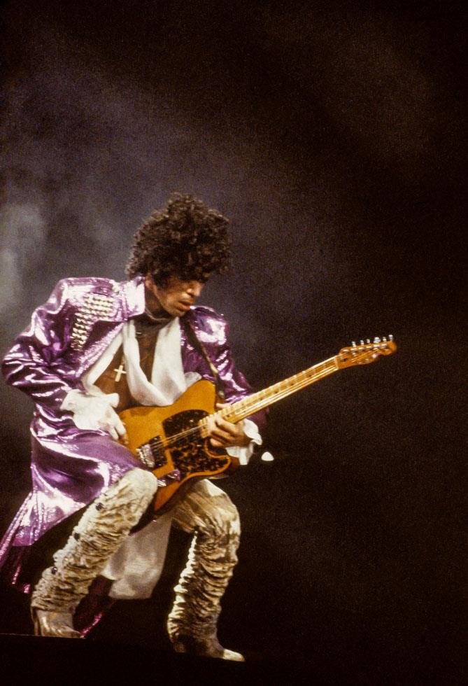 crockpics's tweet image. Prince, 1984. Photo by Lynn Goldsmith