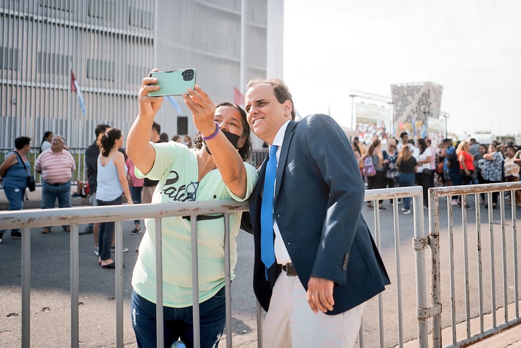 jmllamosas's tweet photo. Asistí a la inauguración del 145° período de sesiones ordinarias de la Legislatura en #Córdoba. Nuestro gobernador @JSchiaretti dio un discurso sólido y con perspectiva de futuro para que nuestra Córdoba siga avanzando en la senda del progreso. https://t.co/Mu90rKy2Ft