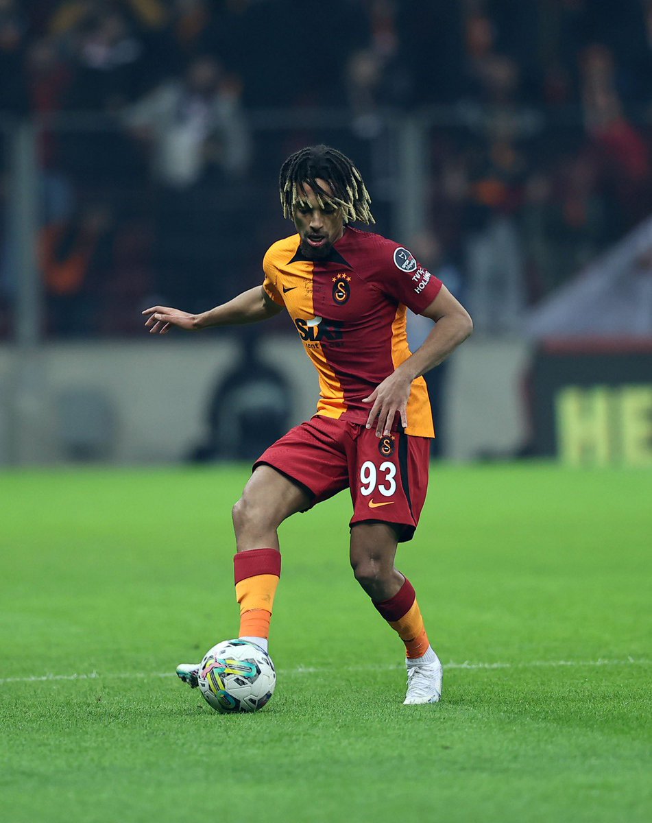 📸 Karşılaşmanın ilk yarısından kareler. #GSvÜMR