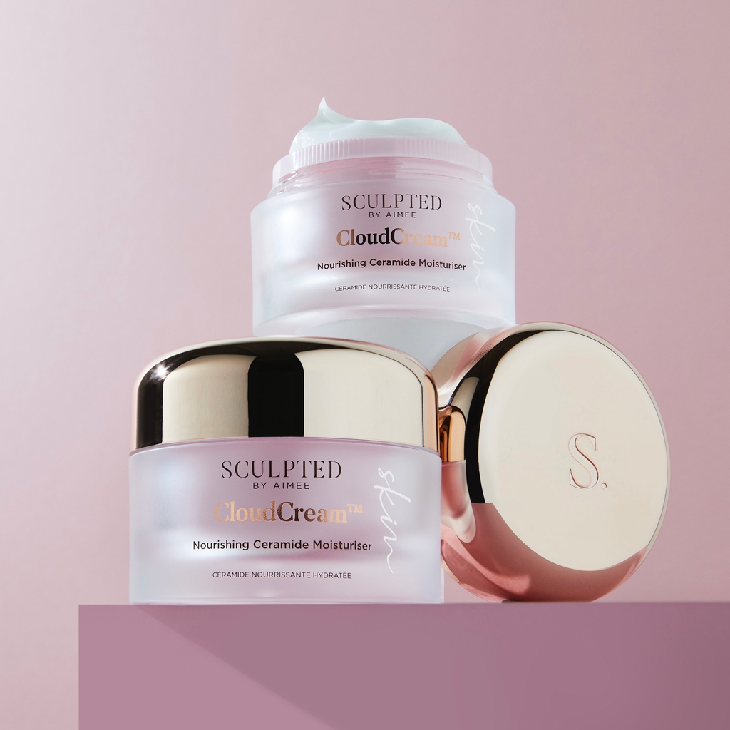 💗WIN💗 Say hello to Sculpted By Aimee's NEW Cloud Cream Nourishing Ceramide Moisturiser 🤩 Feels like a cuddle, works like a dream ☁️

Wanna win one of these newbies?😱

✨ Retweet this with '☁️'
✨ Tag a friend⁠
✨ You BOTH must be following <a href="/cloud10beauty/">Cloud 10 Beauty</a> 
⁠
T&amp;C's Apply❤️⁠