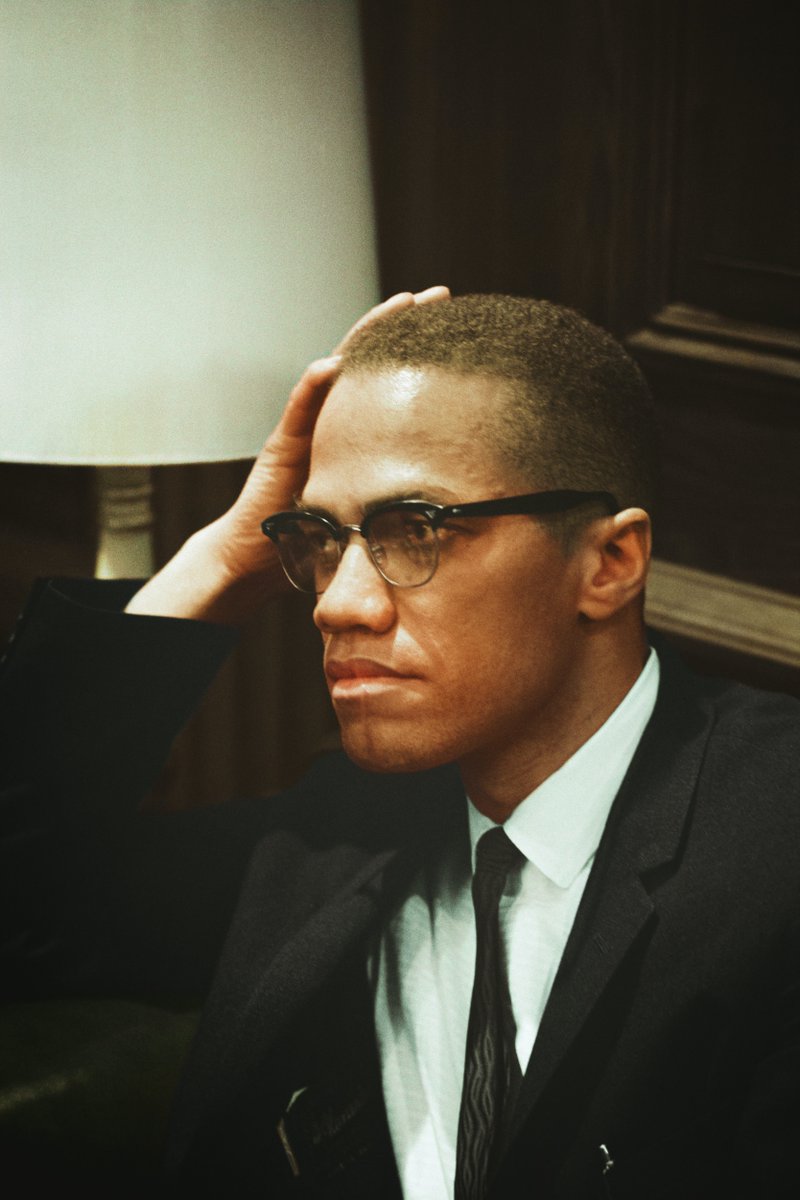 Tiesdotcom's tweet image. "We are tied together in the single garment of destiny, caught in an inescapable network of mutuality." (from Dr. Martin Luther King, Jr.'s "Letter from Birmingham Jail," 1963)

#blackhistorymonth #civilrightsactivists #civilrights 

Courtesy of @unseenhistories