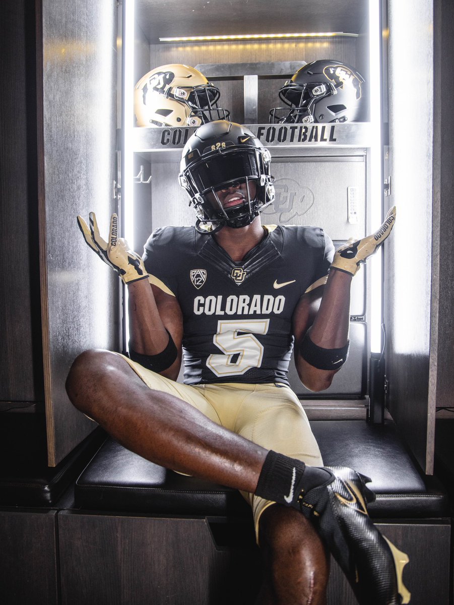 Barstool Colorado on Twitter "RT Demouy32 Movie Time 🍿"