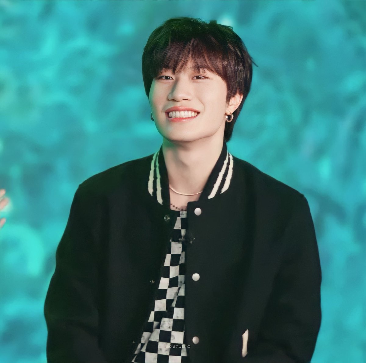 hourlyedam's tweet photo. another month without you.. 💔 i miss you damie https://t.co/Kla8sDTtUx