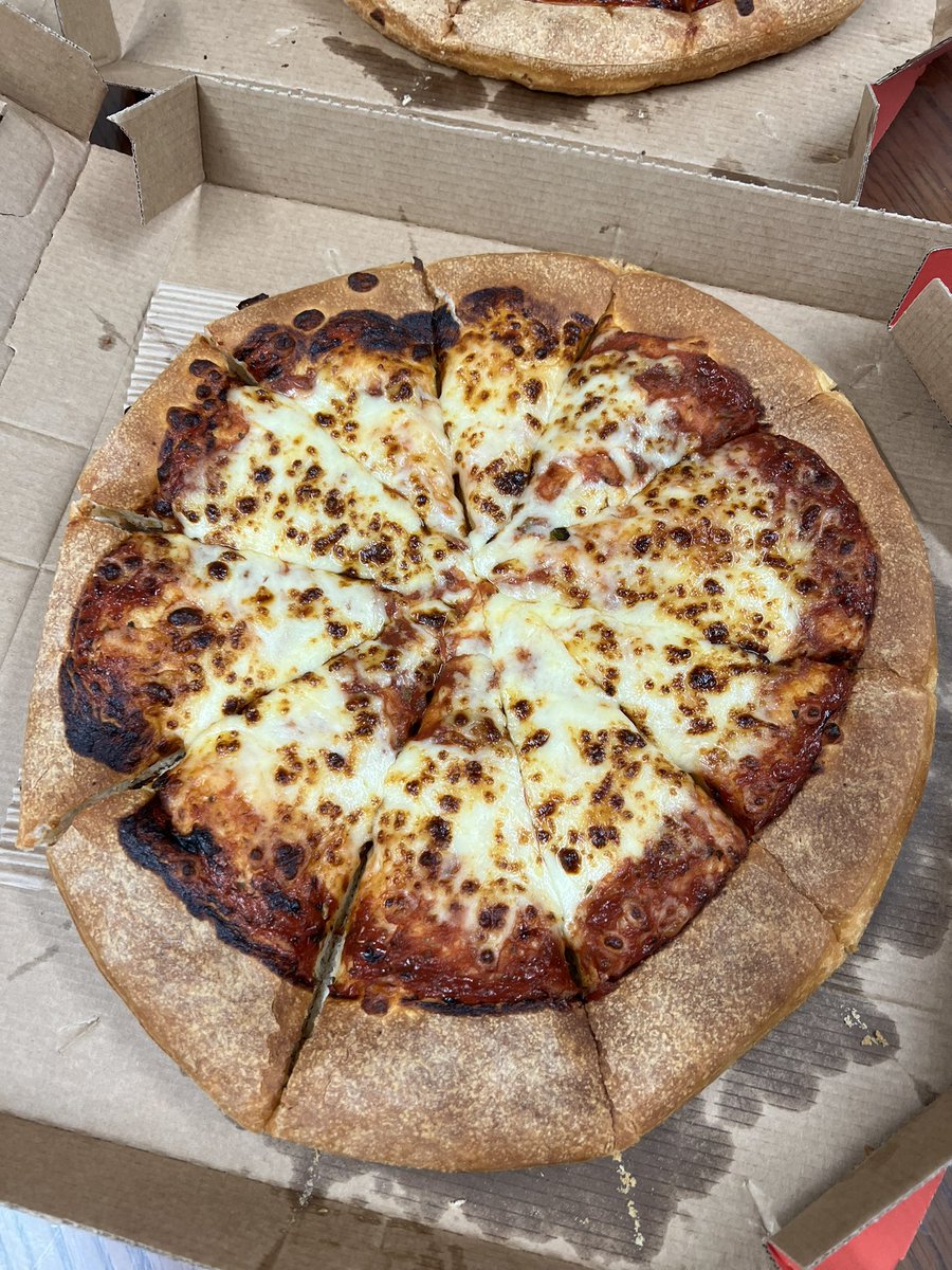 afamilyfc's tweet photo. @pizzahutuk this is why we go to @Dominos_UK this is from your #cwmbran #morrisons branch..look at it what a disgrace, it looks like it’s homemade not £20. I just don’t understand how / why it looks so bad? Any idea? #nothappy #pizzahut #nightruined https://t.co/aKcTDMLbiz