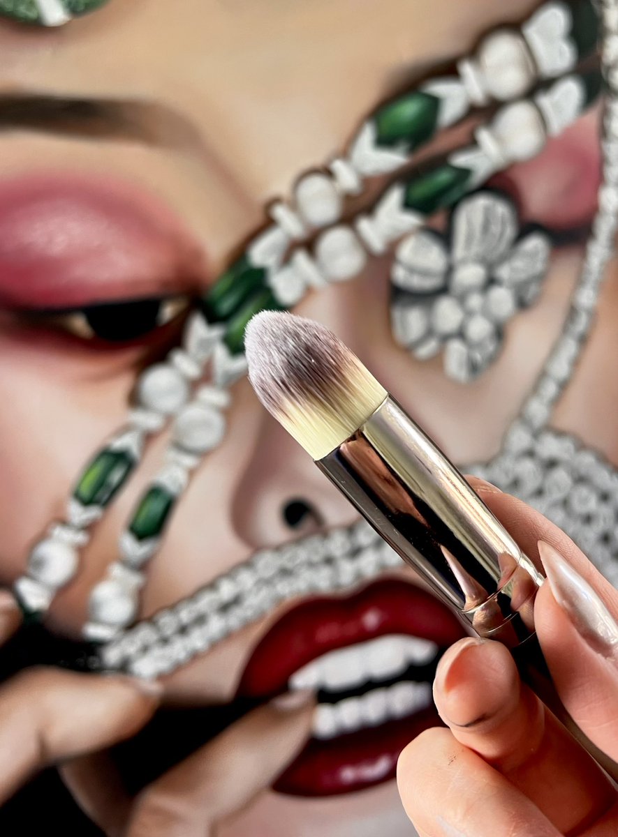 S on Twitter "Makeup brushes > Paint brushes"