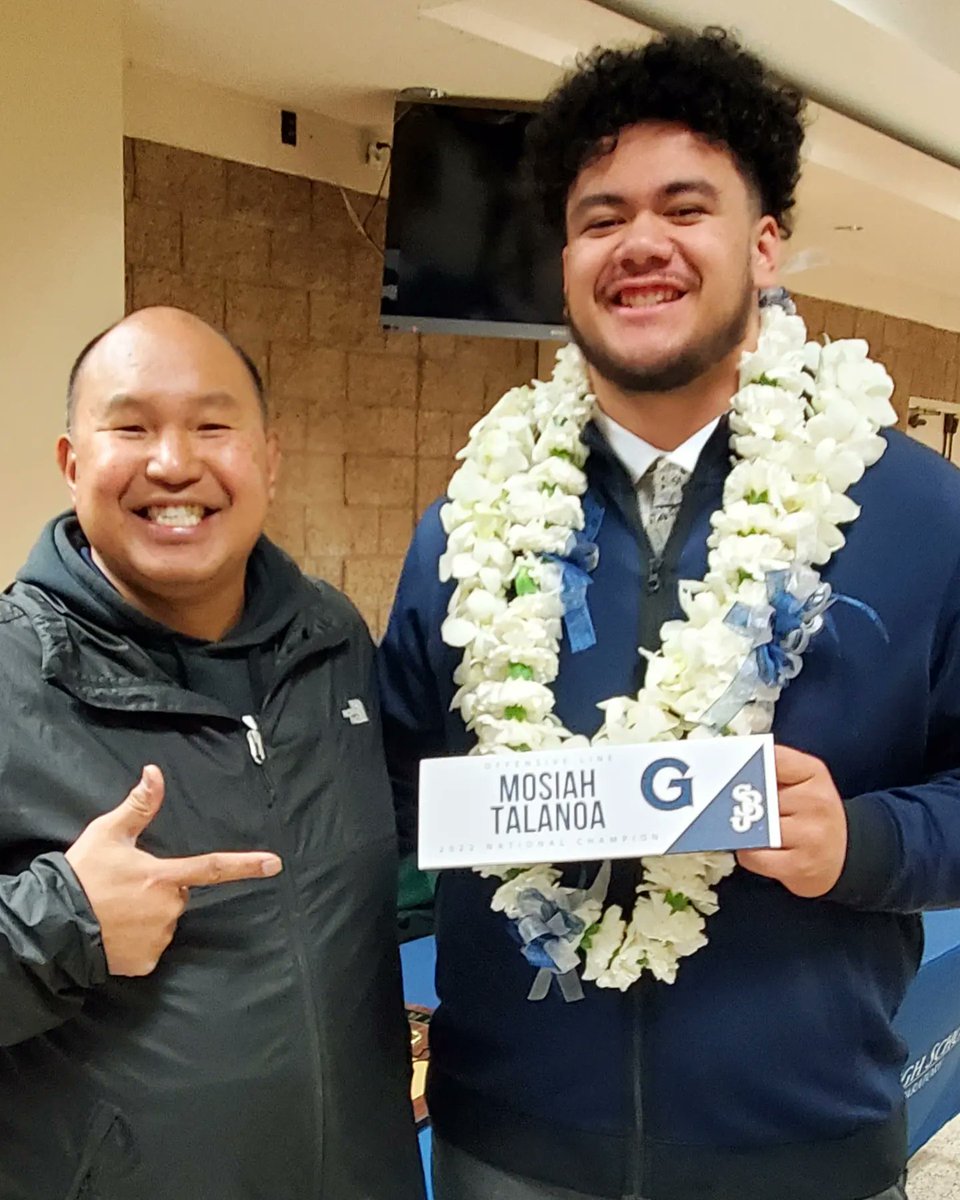 edwardtorre's tweet photo. Congratulations Mosiah! How can I say anything else? First Bosco student-athlete to attend Georgetown for academics and football! #HoyaSaxa  #BoscoFootball #BraveToHoya #AlmaMater https://t.co/wNfAvfG005