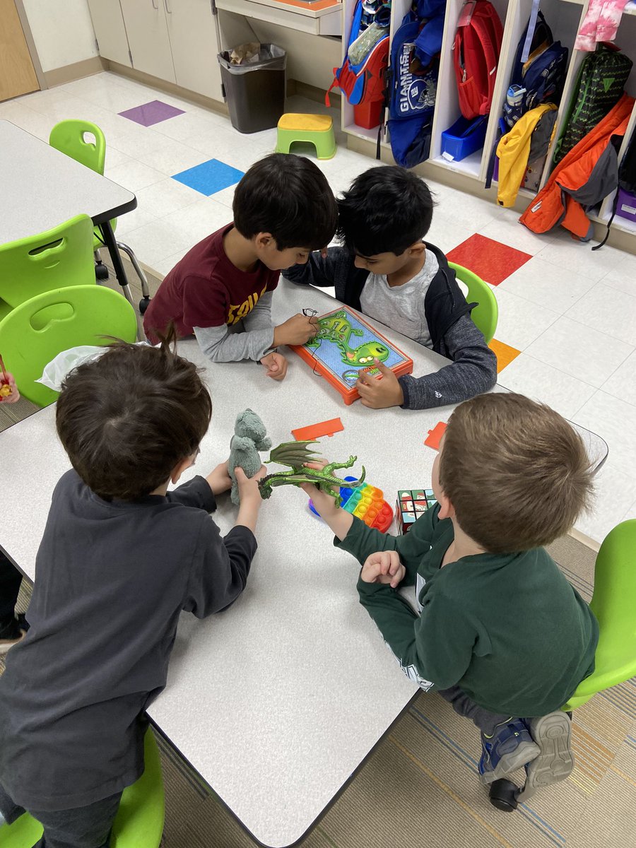 Lauren Foreman tweet media