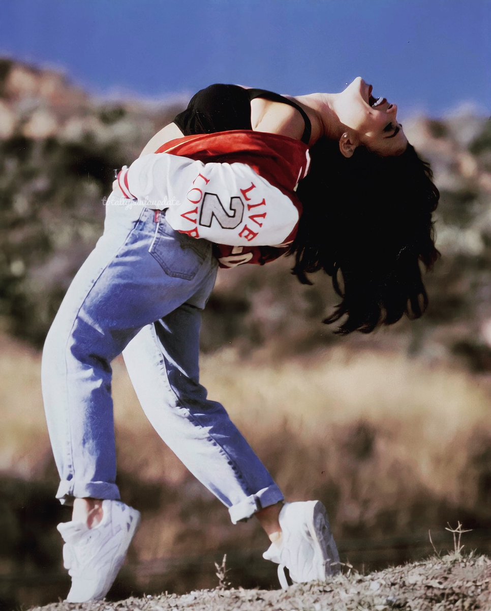 TPaulaUpdate's tweet image. Live, Love &amp;amp; Dance✨ @PaulaAbdul (1991)