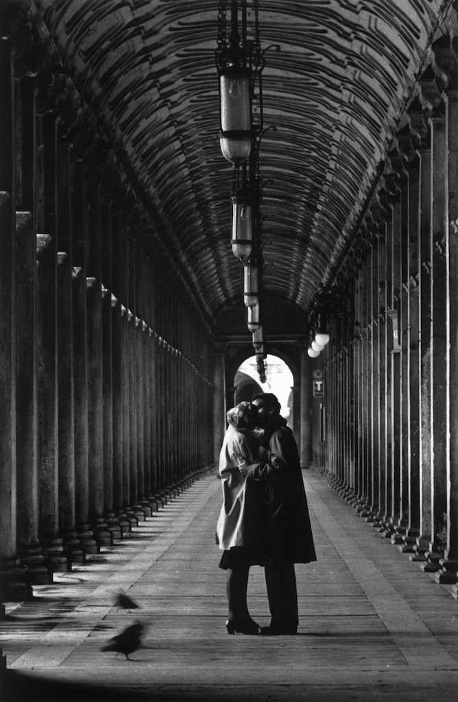 'Una foto, un attimo, l’idea di quel che poteva essere e quel che è stato”

Federico Pace, Controvento

#AmoriDifficili a #CasaLettori

Gianni Berengo Gardin