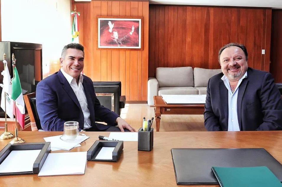 FTorresRivas's tweet photo. Todo mi respaldo @alitomorenoc presidente del @PRI_Nacional ; sin duda son tiempos de unidad y congruencia, de mucho trabajo en equipo. 
En el @PRI_Yucatan #EstamosContigo #Revolucionarios https://t.co/XD4dSVMADO