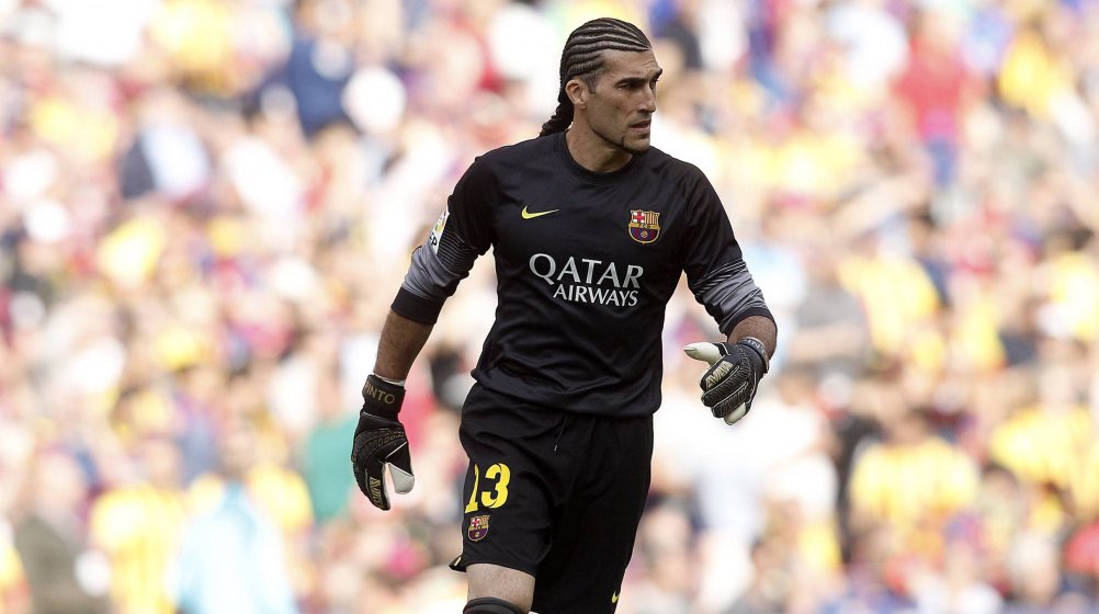 Somhiseremfcb's tweet photo. 🤔 ¿Quien fue mejor suplente?

🔂 Pinto

❤️ Cillessen https://t.co/8pFTK0OOOp