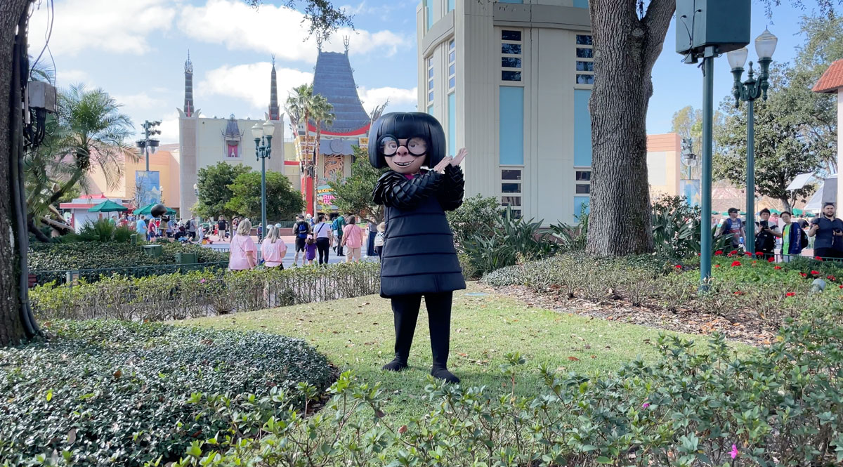 Attractions's tweet photo. CONFIRMED: Disney has reached out to let us know that Powerline Max, Edna Mode, Frozone, Mr. Incredible and Mrs. Incredible are HERE TO STAY for the foreseable future at Disney's Hollywood Studios.
https://t.co/20Yg9CqEIT https://t.co/bw20hzhnsK