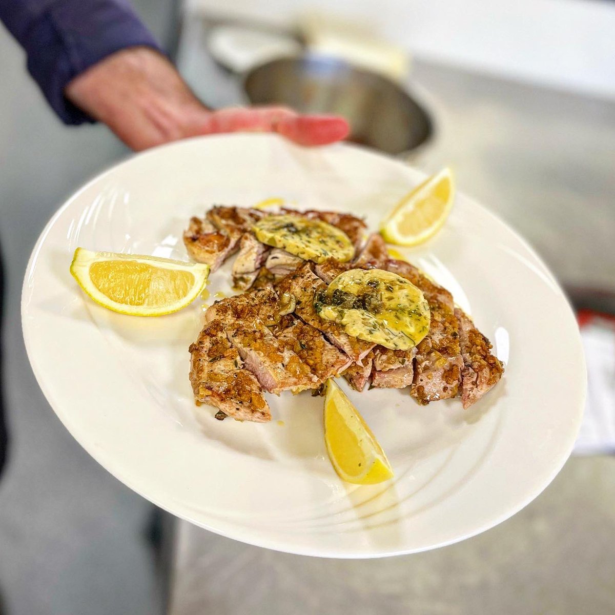 Eat Wild tweet media