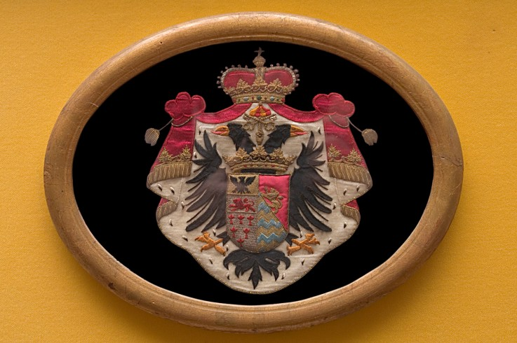 HREAssociation's tweet photo. Arms of the Princely House of #Odescalchi - Princes of the #HolyRomanEmpire. The Odescalchi family was, since the election of Benedetto Odescalchi as Pope Innocent XI in 1676, part of the highest Roman aristocracy. https://t.co/TC7o03XgVJ