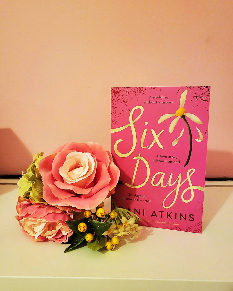 KirstyOughton26's tweet image. Thank you so much @AriaFiction for my competition win, a finished copy of #SixDays by @AtkinsDani and I can't wait to read it soon! 😊 💕 

#bookblogger #bookpost #bookmail #excited