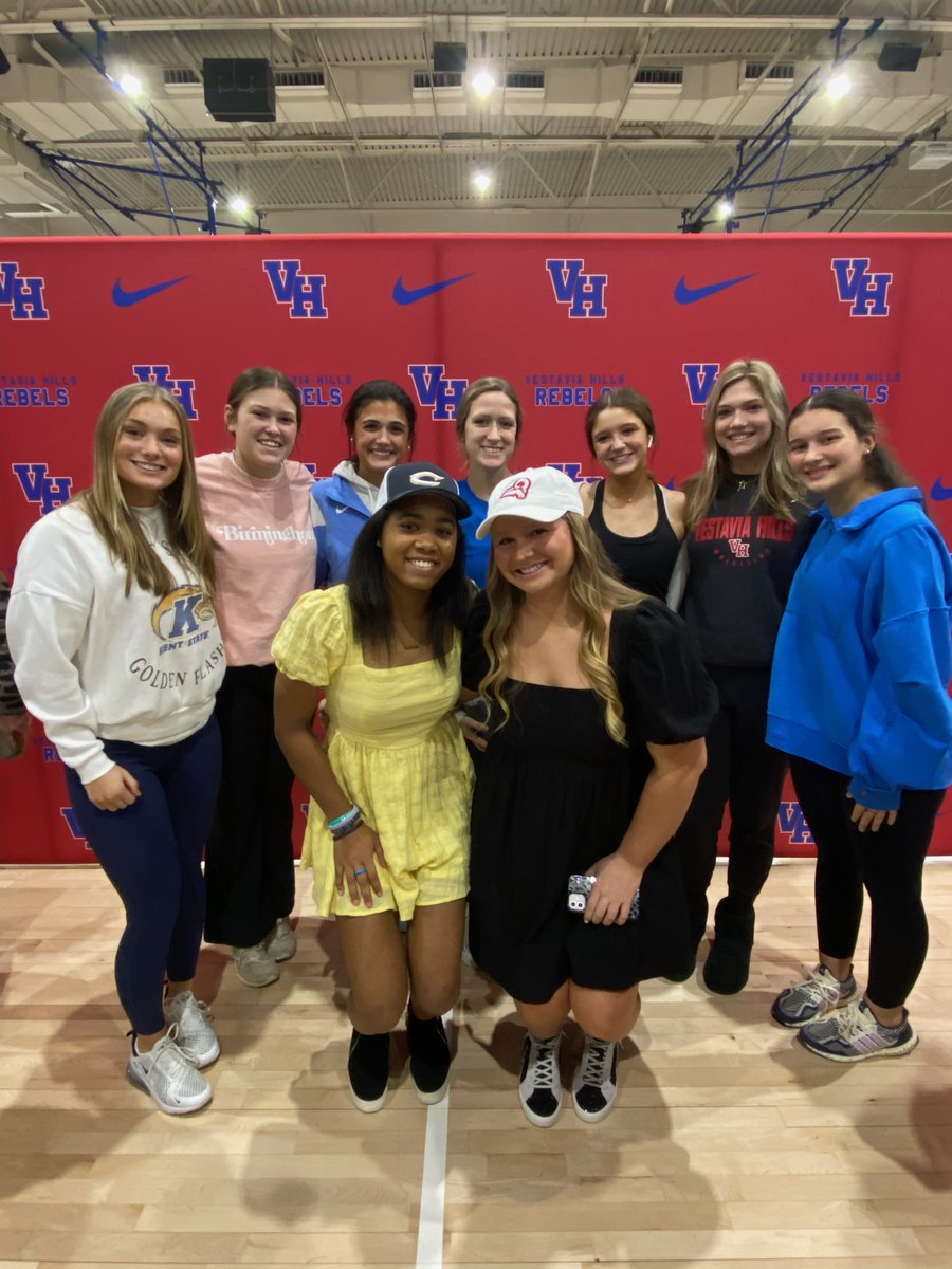 VHHS Softball tweet media