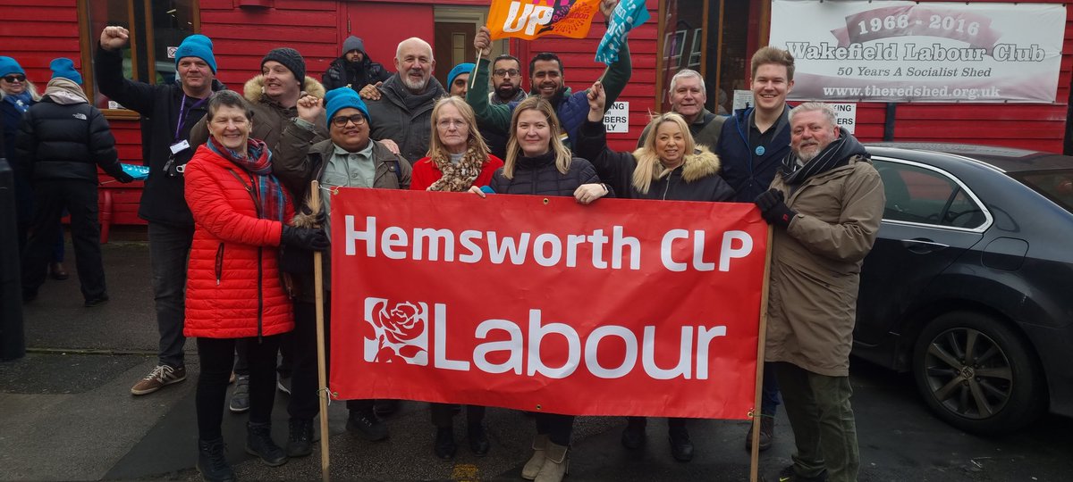 M_Collins89's tweet photo. Been out and about today with our local MP @jon_trickett and Labour members supporting striking teachers.

Our education system is broken and teachers are leaving in droves.

Understaffed. Undervalued. Underpaid.

#SaveOurSchools https://t.co/nSJOa4tdbx