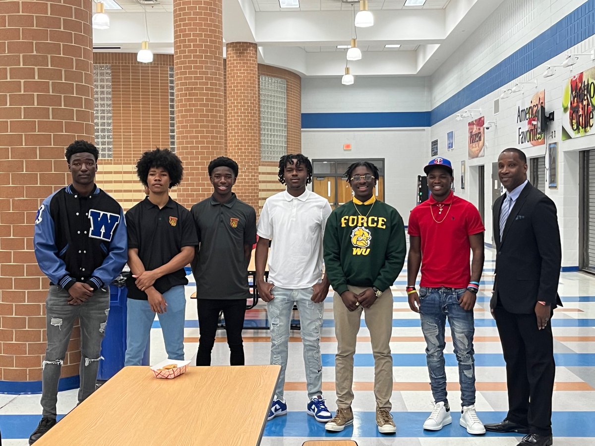 KelceyWhite5's tweet photo. Westlake Signing Day 2023
Congrats to all the ⚾️signees. The baseball program now has signed 26 players in 6 years ⚾️🏆

Tuskegee U
Devon Lee
Chris Smith

Savannah St U
Myles Barrett 
Nate Leverette 

Tougaloo College
Travarez Thomas

Wilberforce U 
Seth Spann

#nextlevel ✔️🏆 https://t.co/kgoIiWWYxo