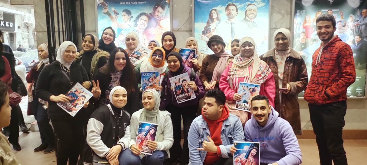 SRKuniverseEGY1's tweet photo. our celebration in Cairo -Egypt
All here love you sir @iamsrk
#PATHAANINEGYPT
First day first show in Egypt
Houseful 🏆💪
Thank you for the best movie ever ❣️
@deepikapadukone @yrf https://t.co/2tuWHlmWEf