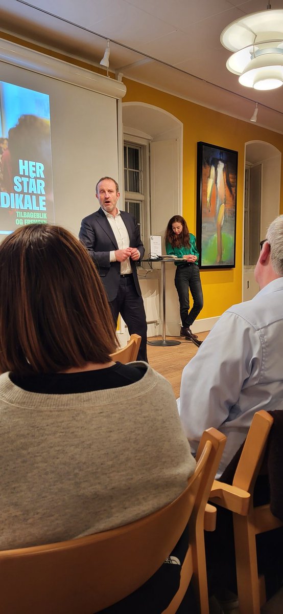 AndersHojsted's tweet image. Sprællevende og konstruktive! :)

#dkpol #radikale #rv