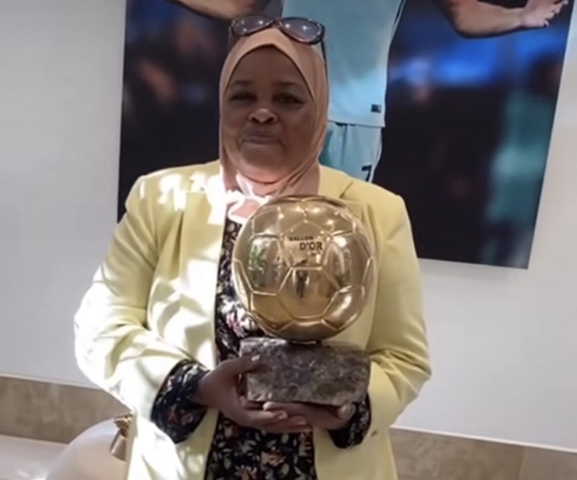 mak4veliii's tweet photo. Chef Khadija : 1 
Mbappé : 0 https://t.co/no7DTgippT