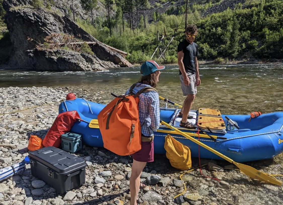 Everyone get their river permit applications in? 🌊 💥 

📸 @seberia8/IG