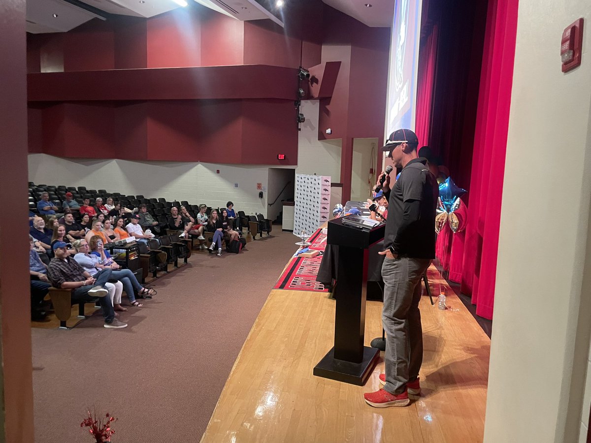 SCHS National Signing Day 2023
Softball
Hannah Booth - Webber Intern.
Ariana Rego - Lynn U
Kylee Dodson - Lynn U
Girls Soccer 
Ezra Carpenter - Lees-McRae College
Boys Soccer
Jackson Hinson - Covenant College 
Baseball
Zach Redner - HCC
Alex Philpott - UF
Arjun Nimmala - FSU