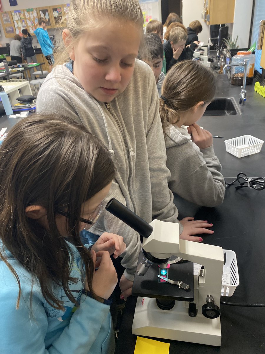 ★·.·´¯`·.·★ ᴊᴏᴀɴɴᴀ ʙᴀʀɴᴇʏ ★·.·´¯`·.·★ tweet media