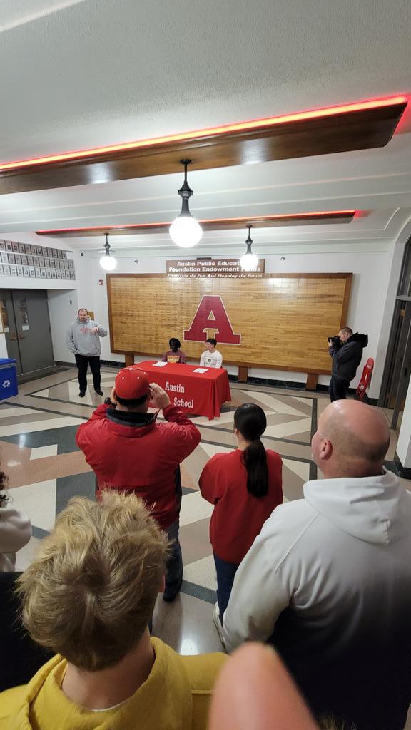 Great day to celebrate <a href="/ThomasFritzJr2/">Thomas Fritz Jr</a> <a href="/mynamemannyy/">Manny Guy</a> .  <a href="/DordtFB/">Dordt Football</a> @umnmorrisfootball <a href="/UMMFootball/">Minnesota Morris Football</a> <a href="/AustinPackersFB/">Austin Packers Football</a> <a href="/isd492/">APS</a>