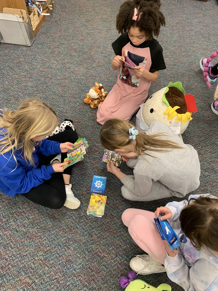 MrsO_TCE's tweet photo. We had so much fun on #Globaldayofplay today! #TCECardinals https://t.co/RFG1z4ya8R