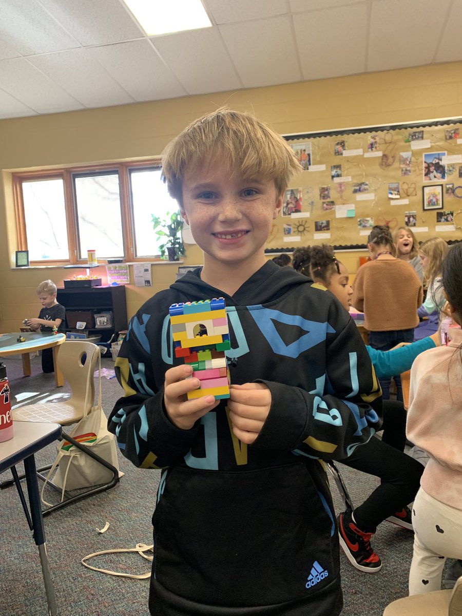 MrsO_TCE's tweet photo. We had so much fun on #Globaldayofplay today! #TCECardinals https://t.co/RFG1z4ya8R