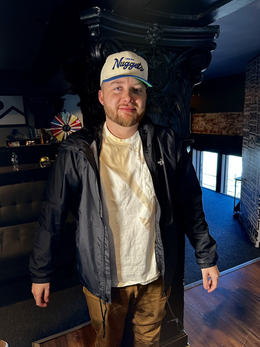 RyanKoenigsberg's tweet photo. Well… @HenryChisholm said he would shotgun a beer if we hit 500 likes on the stream but his shirt did most of the work 😂 https://t.co/iBzIKsQDD1