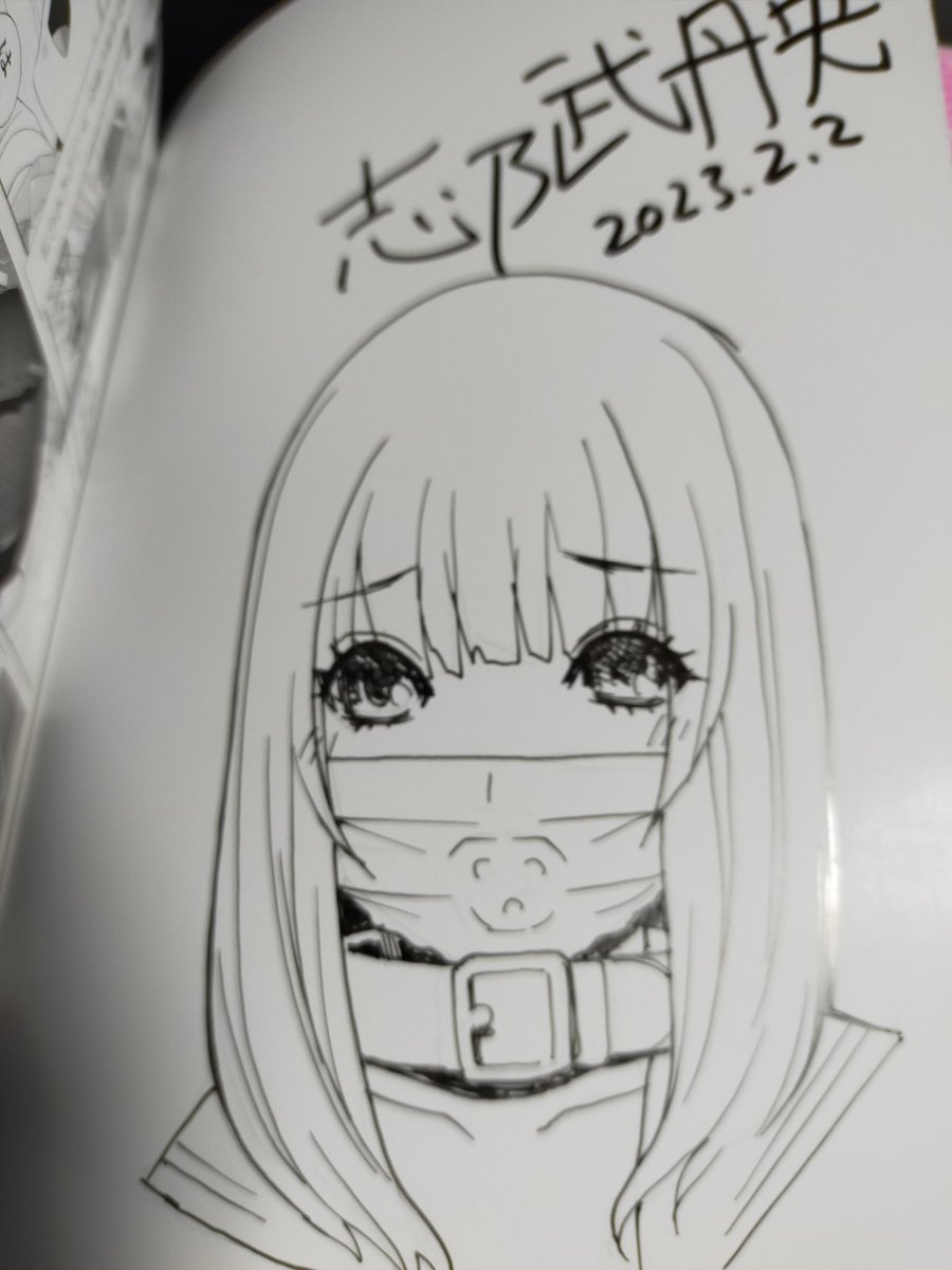 朝のサイン本活動。少しづつアドリブが入れられるようになってきた
一番間違えそうなのは日付w 